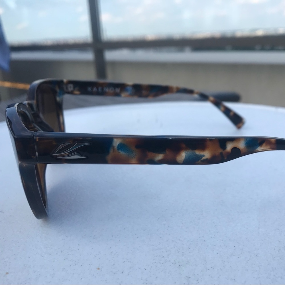 Kaenon Sunglasses (SR 91) - unisex